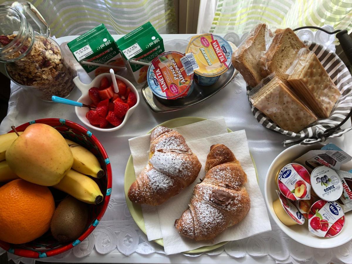 B&B Roomantic & Piscina Idromassaggio Cefalù Eksteriør billede