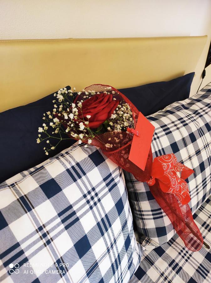 B&B Roomantic & Piscina Idromassaggio Cefalù Eksteriør billede