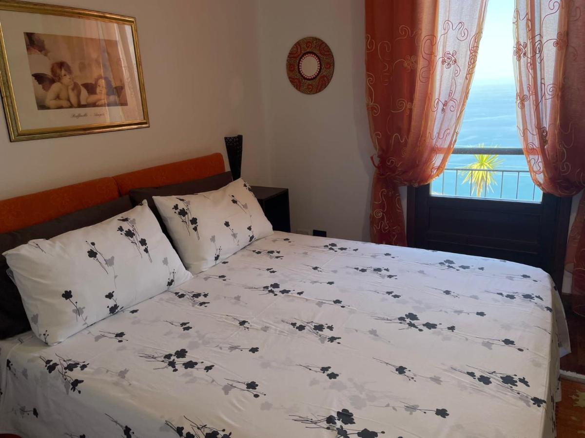 B&B Roomantic & Piscina Idromassaggio Cefalù Eksteriør billede